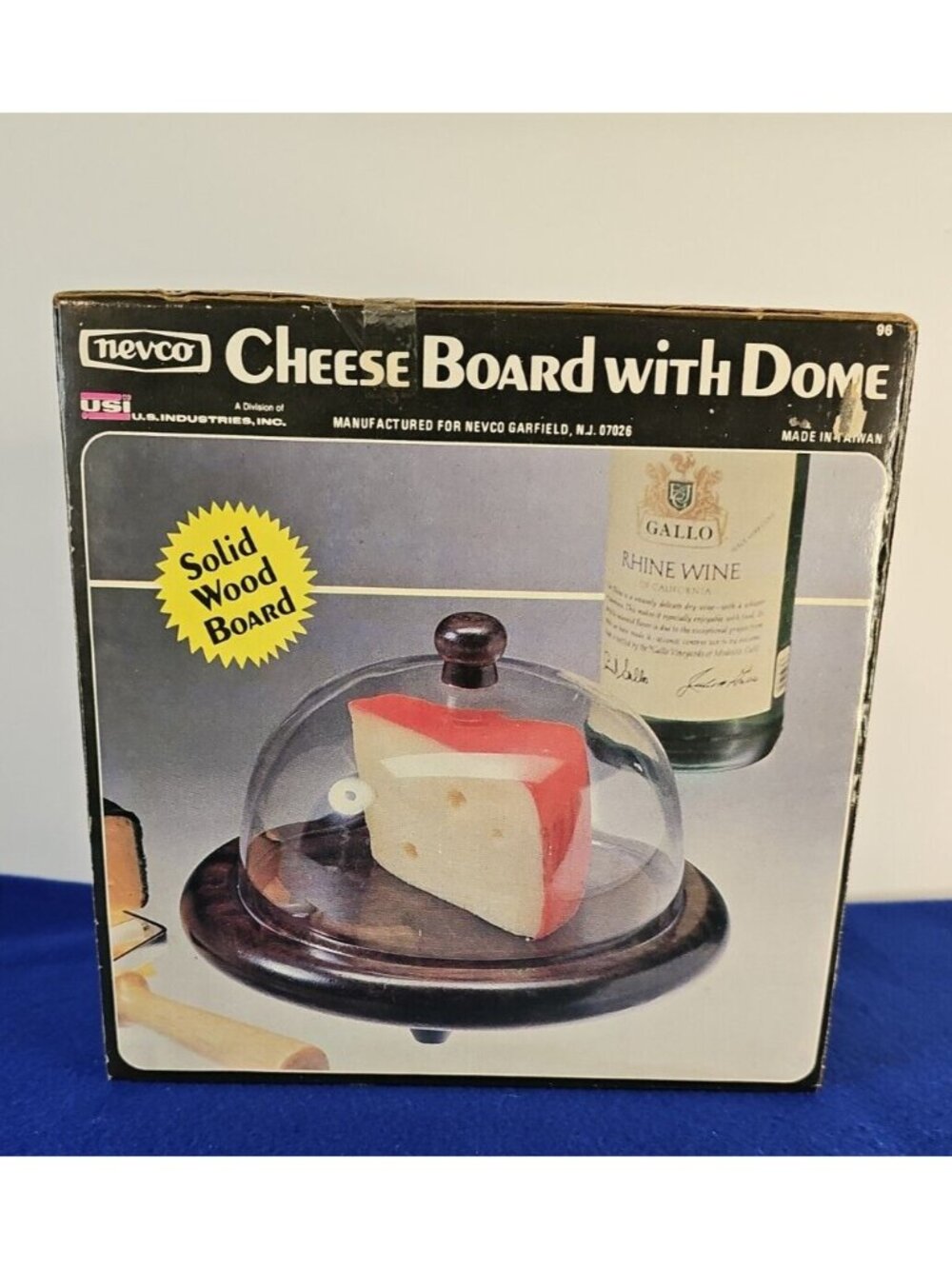 Vtg NOS Nevco Wooden Cheese Board w Plastic Dome Charcuterie Serving Tray